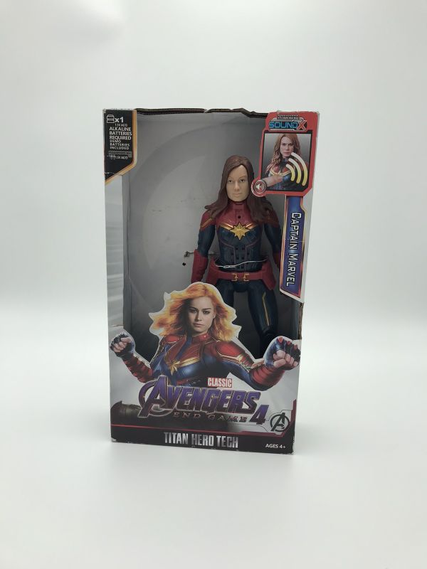 Колекційна фігурка героїв 8818